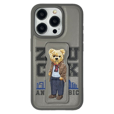 ZuckBear iPhone 15 Pro Max Claude Standlı Kapak